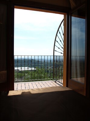Double or Twin Room, 1 Double or 2 Twin Beds | Balcony