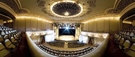 Teaterföreställning