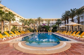 Piscina externa