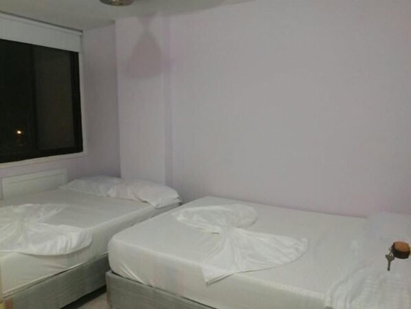 Shared Dormitory | Free WiFi - Hostal Vista Al Mar (Santa Marta)