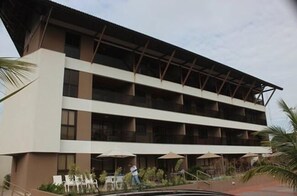 Fachada da propriedade
