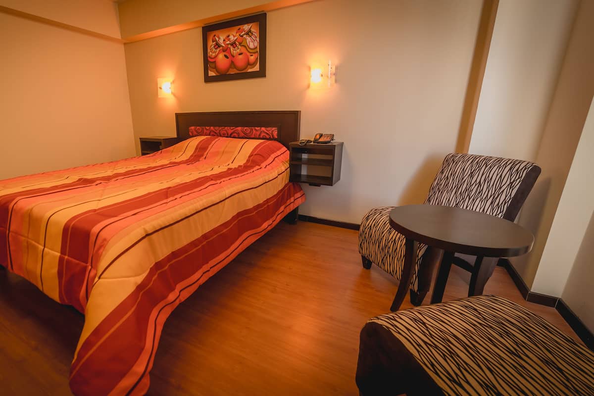 Blackout drapes, WiFi (free), bed sheets