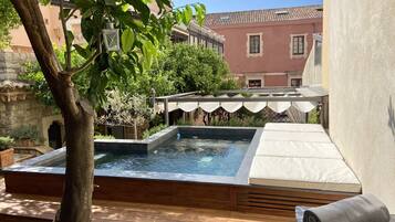 ์ผ์ธ ์คํ ์์กฐ