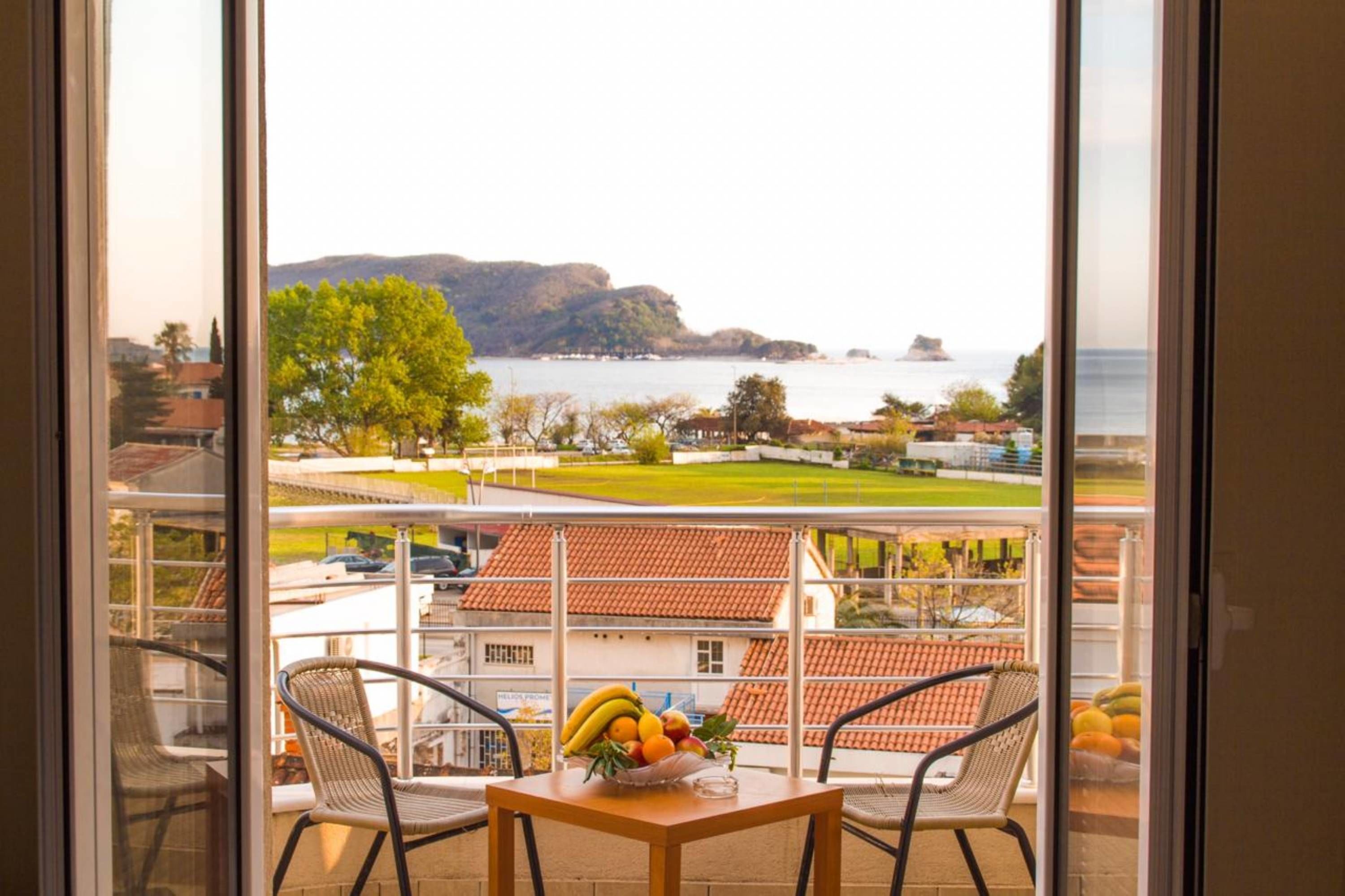 Classic Studio, Multiple Beds, Sea View | Beach/ocean view