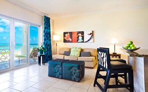 Smart TV, DVD player - ALEXANDRA RESORT 2 BEDROOM 3 BATHROOM OCEANFRONT CORNER CONDO 1/24-1/31/26 (Provodenciales)