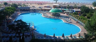 Slavyanski Hotel