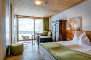 Room - Crystal Hotel (Fuegen)