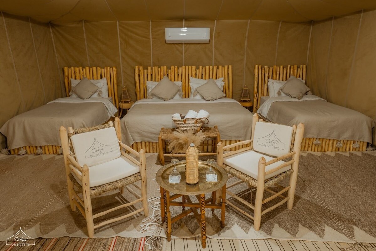 Ropa de cama de alta calidad y minibar 