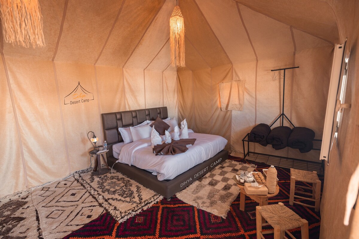 Ropa de cama de alta calidad y minibar 