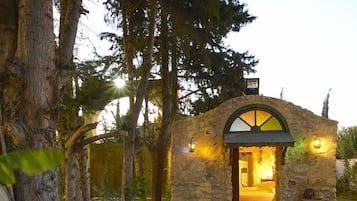 Fachada da propriedade