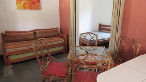 Televisi 21-inci dengan saluran TV kabel