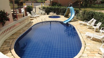 Piscina externa