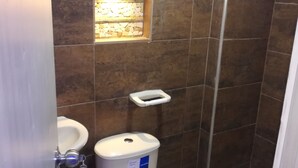 Studio, 2 Double Beds | Bathroom - Apartaestudios Tocore (Santa Marta)