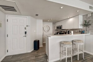 Condo (Lovers Key Resort 504) | Exterior