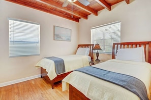 Room - Fort Myers Beach Access Home (Fort Myers Beach)