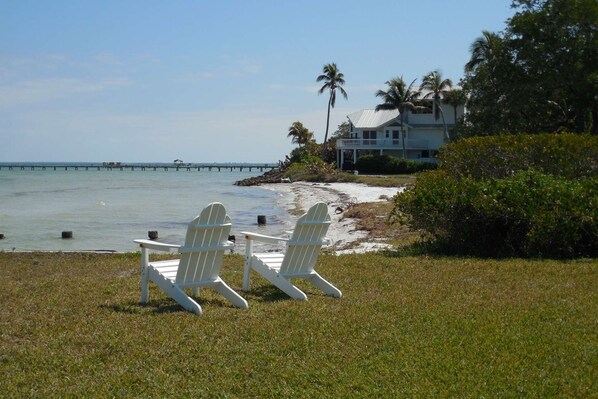 House (2314 Carnaby Ct) | Property grounds - Westminster Golf Vacation Home (Lehigh Acres)