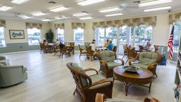 Nhà (2314 Carnaby Ct) | Nội thất