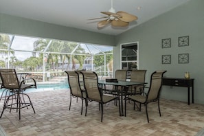 Maison, plusieurs lits (SW Cape Coral Vacation Home) | Terrasse/Patio
