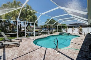 Indoor pool - SW Cape Coral Vacation Home (Cape Coral)