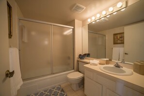 Bathroom - Shamron Beach Condo 507 (Fort Myers Beach)
