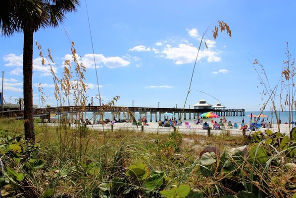 Exterior - Shamron Beach Condo 507 (Fort Myers Beach)