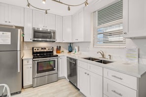 Condo (Beach & Tennis 3808) | Exterior