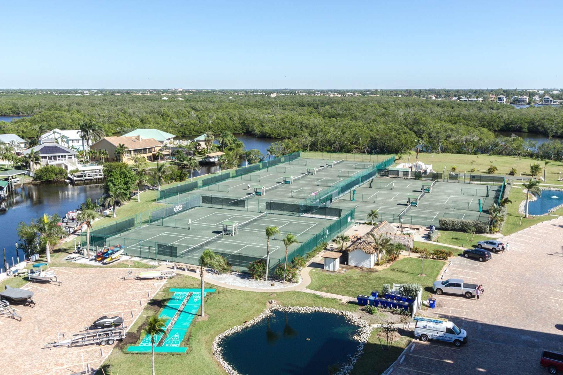 Condo (Beach & Tennis 5908) | Property grounds