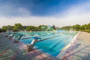 Outdoor pool - Village Lendava Apartment (Lendava)