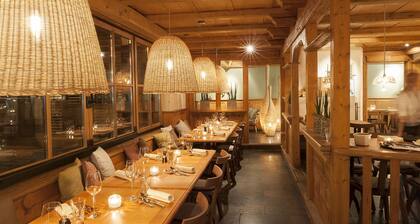 Hotel Chartreuse