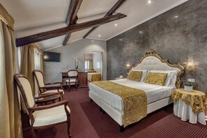 Room - Pausania (Venice)