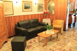 Lobby - Angelini (Bellaria-Igea Marina)