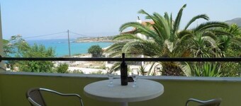 Ammes Hotel & Apartments