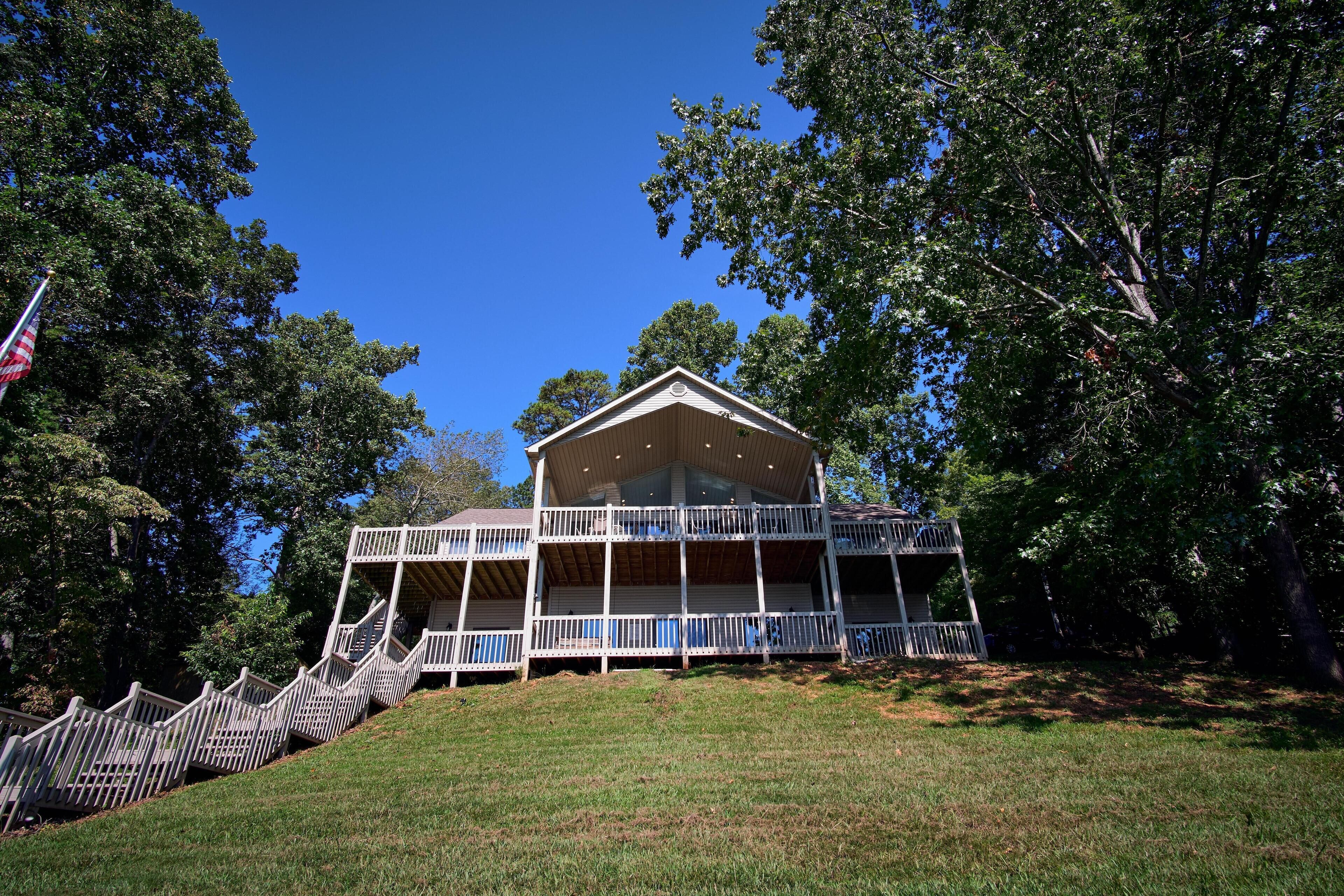 Checkout this beautiful lakefront home on Norris Lake! 