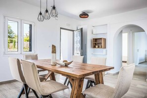 Villa (3 Bedrooms) | Innenbereich