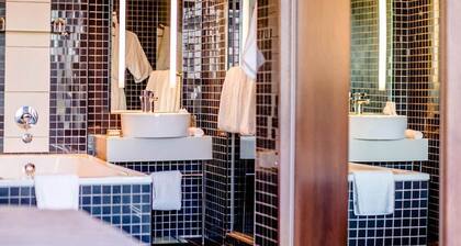 Southern Sun Rosebank