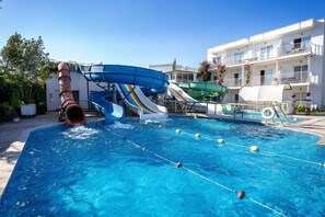 Outdoor pool - Bodrum Beach Resort (Bodrum)