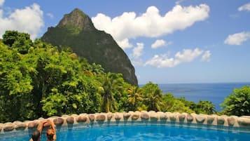 Alberca | Alberca al aire libre