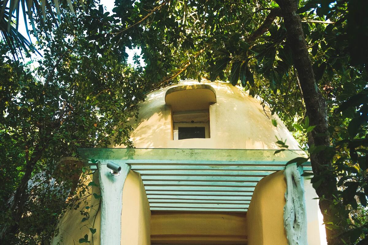 LUXURY DOME | Soundproofing, free WiFi, bed sheets