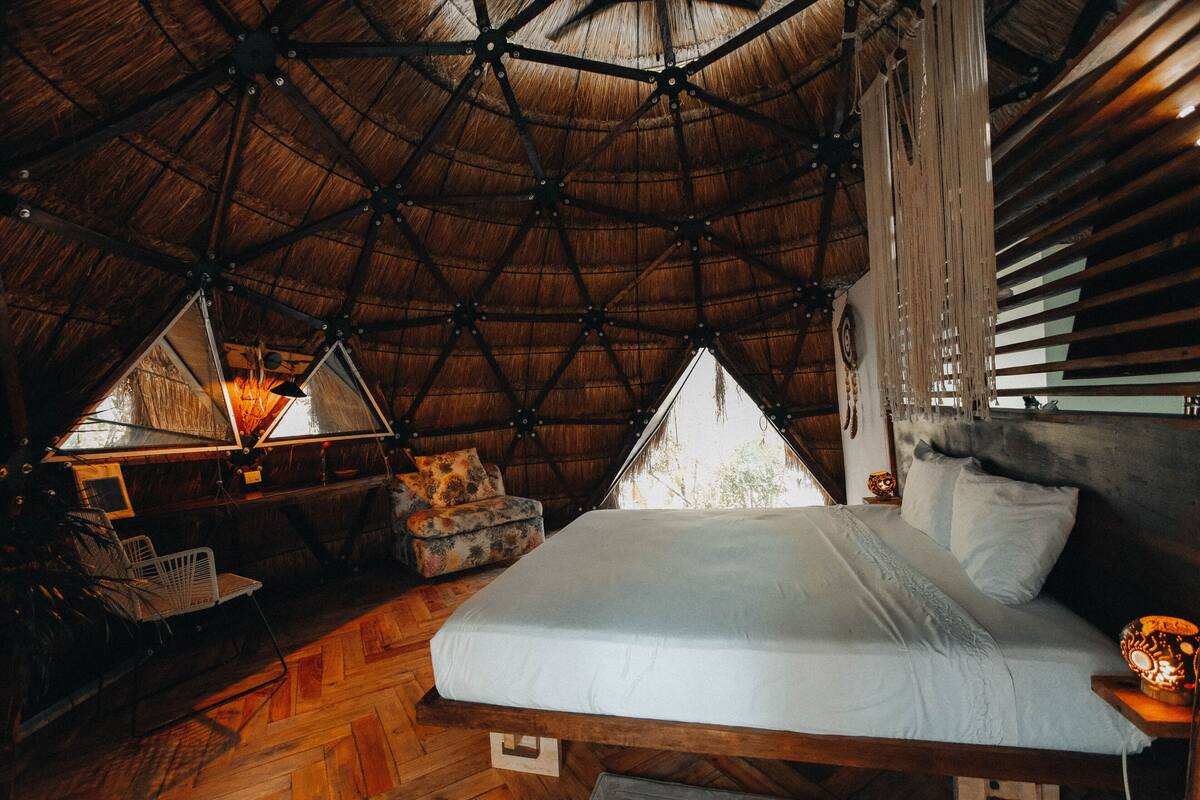 Deluxe Villa | Soundproofing, free WiFi, bed sheets