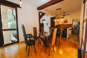 Family Tree House, Garden View | Living area