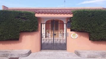 Entrada de la propiedad