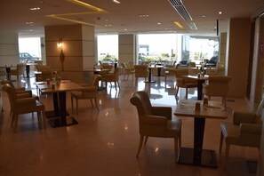 Dining - Romance Alexanderia Hotel (Alexandria)