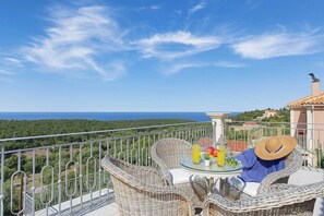 Villa (3 Bedrooms) | Exterieur