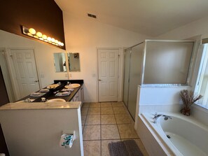 Villa, Multiple Beds, Private Pool, Pool View | Bathroom