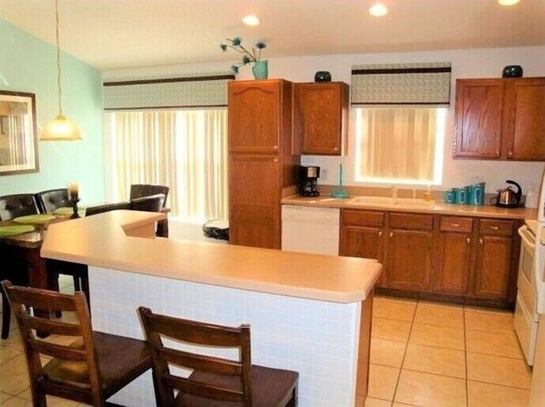 Villa, Multiple Beds, Private Pool, Pool View | Private kitchen | Fridge, microwave, stovetop, dishwasher