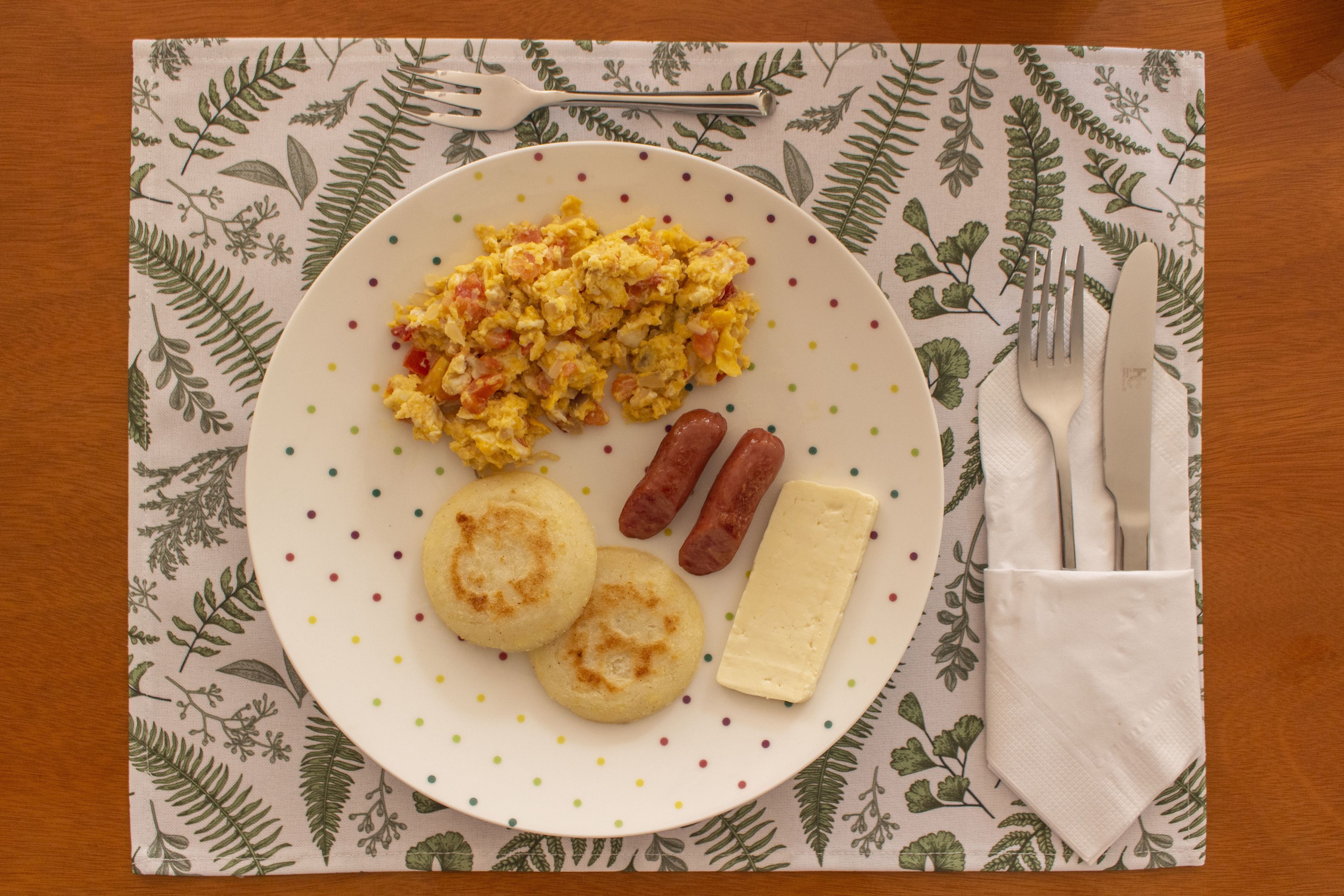 free daily cooked-to-order breakfast