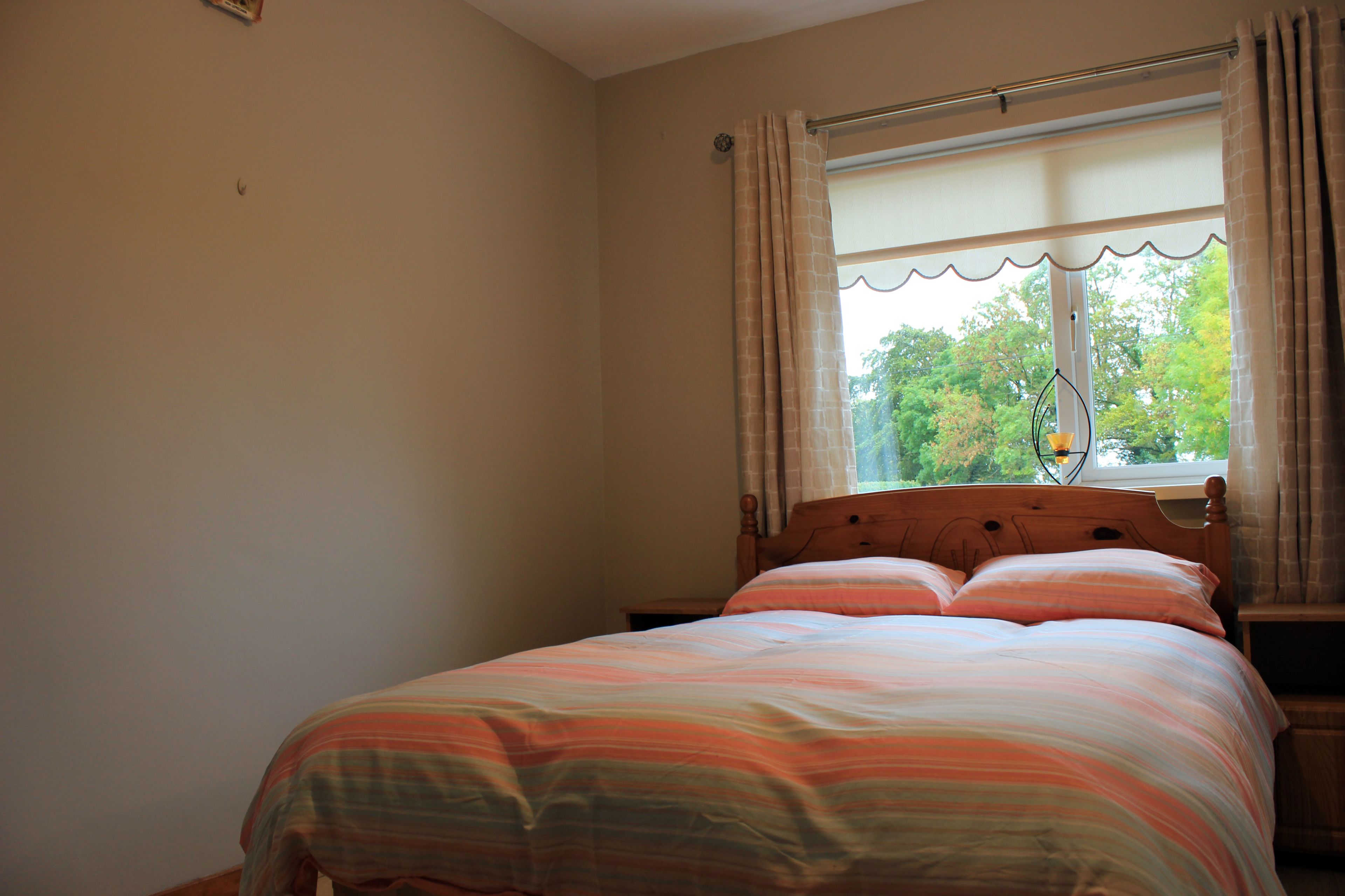 Family Cottage, 4 Bedrooms | Iron/ironing board, free WiFi, bed sheets