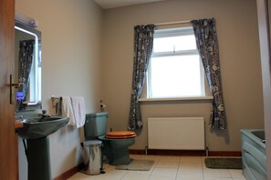 家庭村舍, 4 间卧室 | 浴室 | 免费洗浴用品、吹风机、毛巾