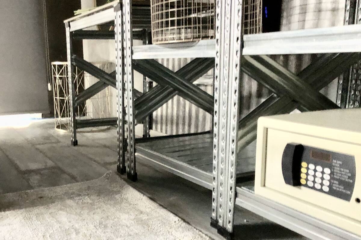 Allergikerbettwaren, Minibar (mit einigen kostenlosen Artikeln)