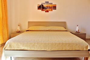 2 Schlafzimmer, Zimmersafe, Bügeleisen/Bügelbrett, kostenloses WLAN